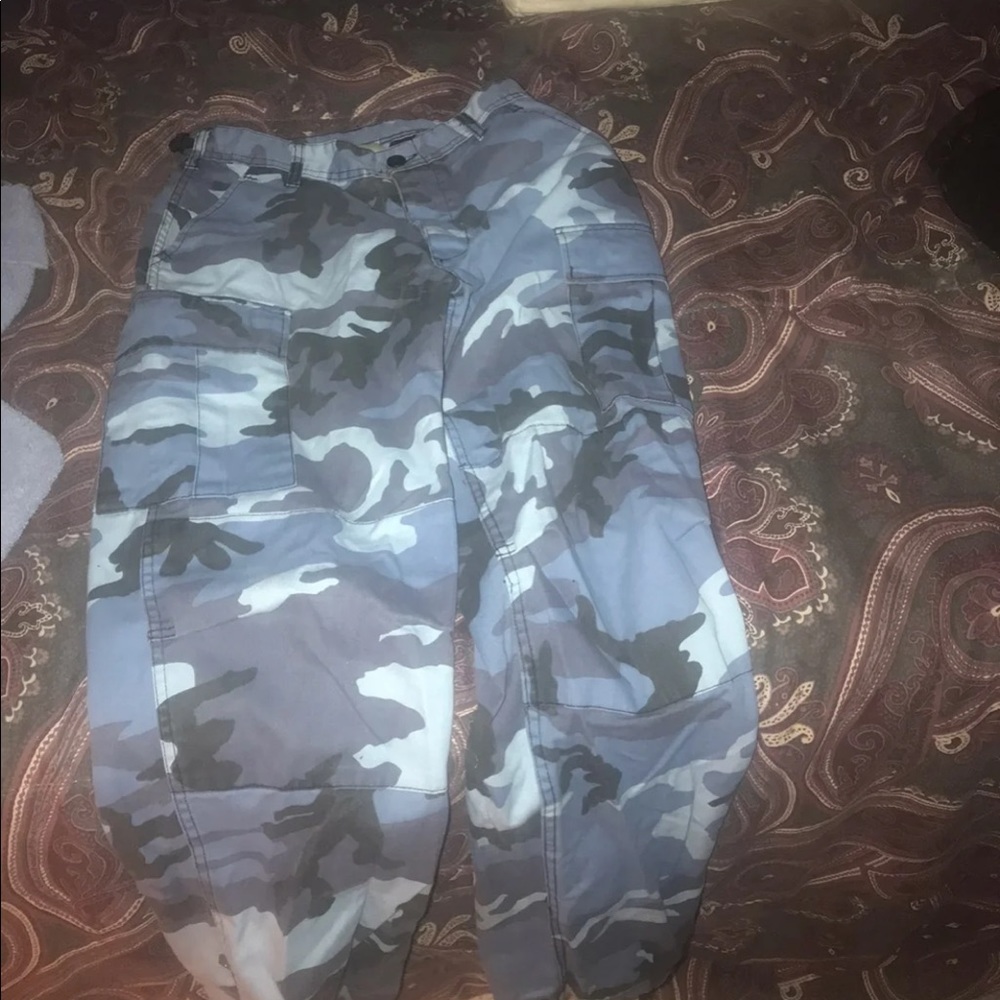 Zumiez camo pants